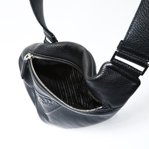 PRADA Leather Triangle Logo Body Bag Shoulder Bag black WS25191