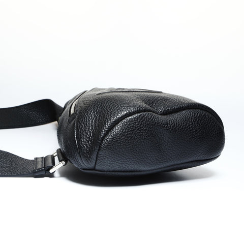 PRADA Leather Triangle Logo Body Bag Shoulder Bag black WS25191