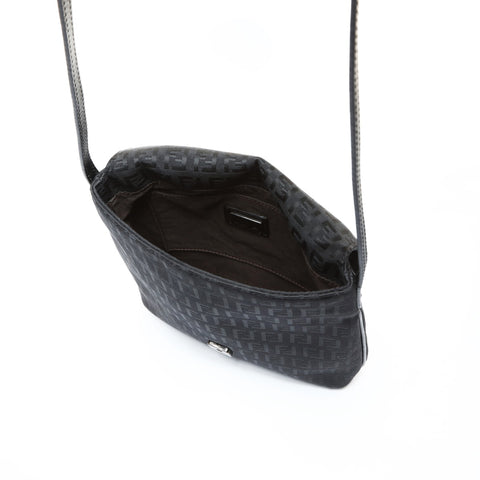 FENDI Mamma Bucket Canvas Umhängetasche schwarz WS25216