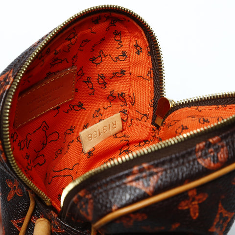 LOUIS VUITTON Catgram 2018 Monogram Shoulder Bag Brown WS25220