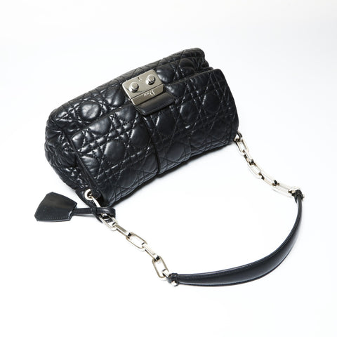 Christian Dior New Rock Cannage Flap One Belt Shoulder Bag black WS25224