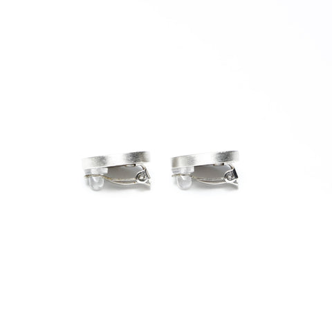 CHANEL 04A 2004 COCO Mark Button Round Earring Silver WS25234