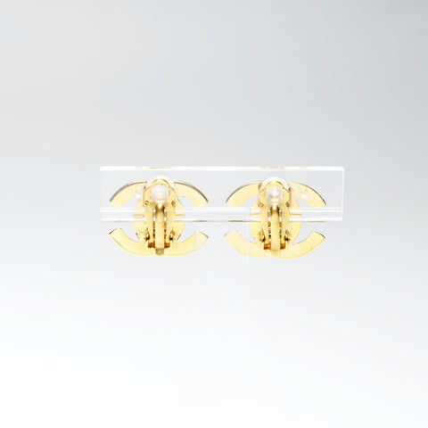CHANEL Turnlock COCO Mark 96P 1996 Earring gold WS25235