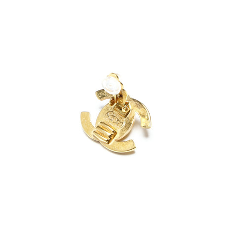 CHANEL Turnlock COCO Mark 96P 1996 Earring gold WS25235