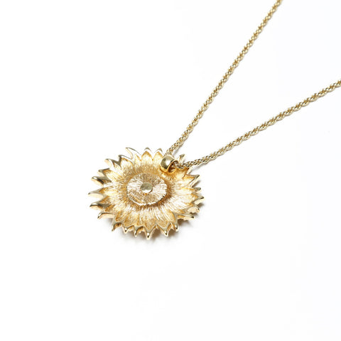 Christian Dior Flower Rhinestone Pendant Necklace gold WS25238