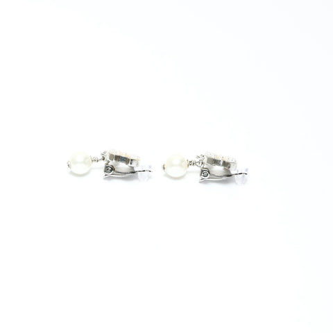 CHANEL 05V 2005 COCO Mark Pearl Drop Earring Silver WS25247