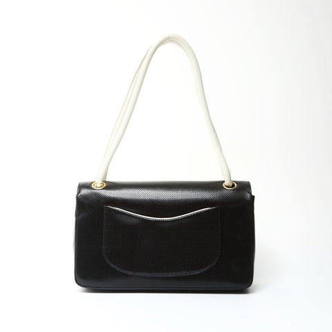 CHANEL 6. Serie 2000-2002 Umhängetasche aus Leder mit Schlagklappe, schwarz WS25276
