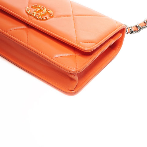 CHANEL 2019 Chanel 19 Chain Wallet Matelasse Lambskin Shoulder Bag Orange WS25344