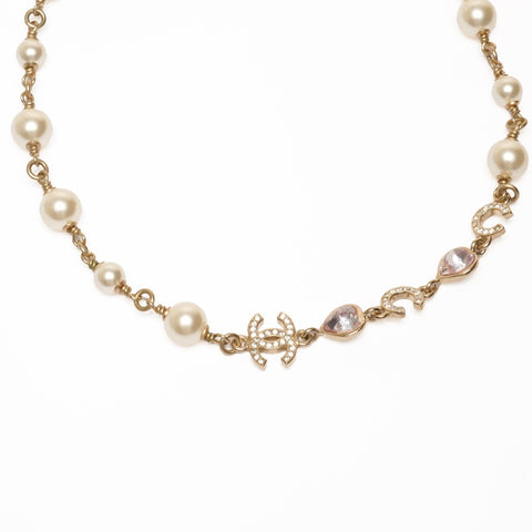 CHANEL B22B 2022 COCO Mark Rhinestone Pearl Heart Necklace gold WS25359