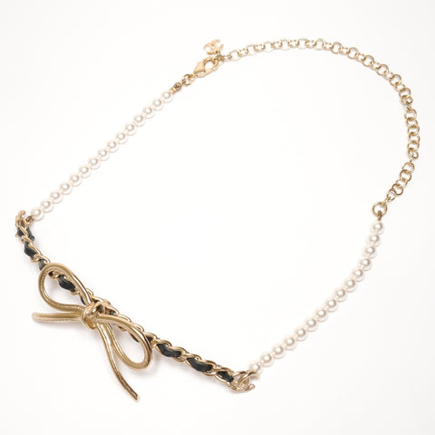 CHANEL A22S 2022 COCO Mark Ribbon Pearl Necklace gold WS25364