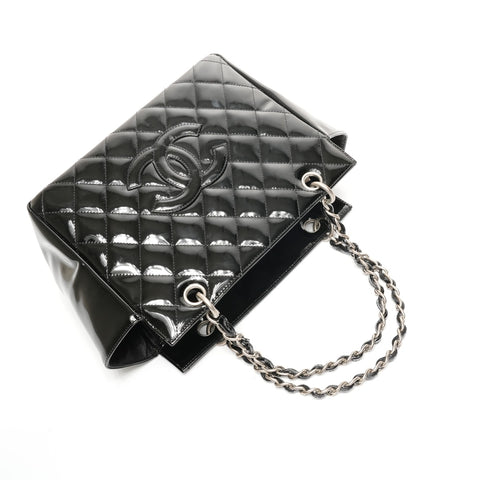 CHANEL No. 6 2000-2002 Patent Leather Enamel Chain Tote Handbag black WS25376