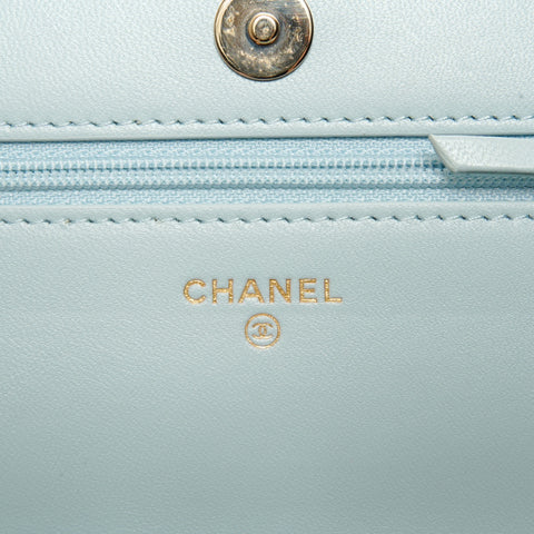 CHANEL Chain wallet with pearl and lambskin IC plate, matelasse Shoulder Bag blue WS25426