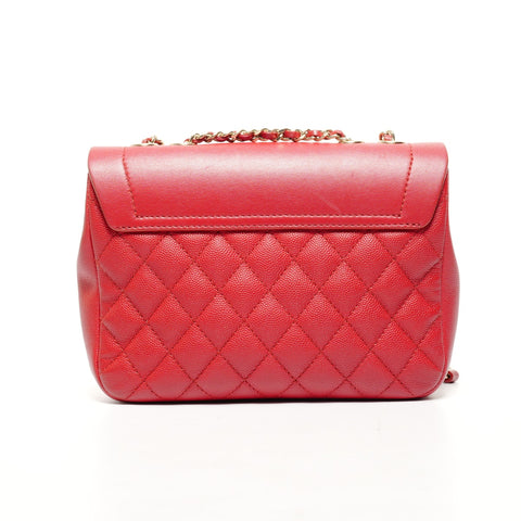 CHANEL 28. Serie 2019 Umhängetasche aus Kaviar und Lammleder mit Kettenklappe, Rot WS25436