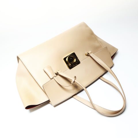 Salvatore Ferragamo Gancini leather Handbag beige WS25456