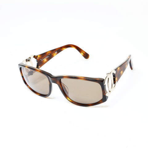 CHANEL Logo COCO Mark sunglasses Brown WS25495