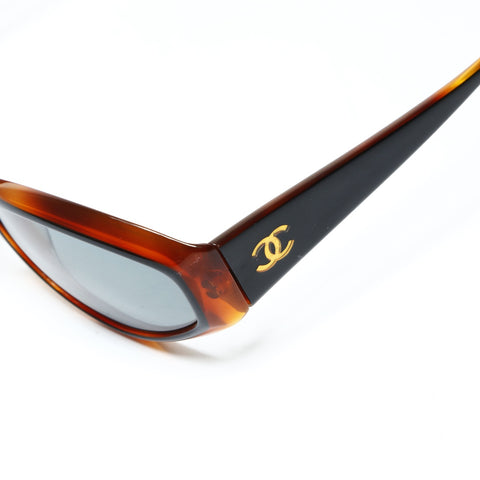 CHANEL Logo COCO Mark sunglasses Brown WS25499