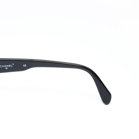 CHANEL Logo COCO Mark sunglasses black WS25501