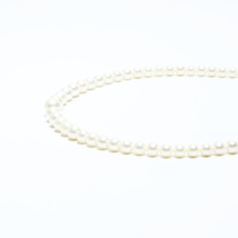 MIKIMOTO K18WG Pearl Necklace white WS25516