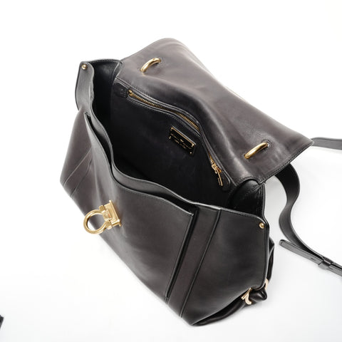 Salvatore Ferragamo Gancini leather Handbag black WS25551