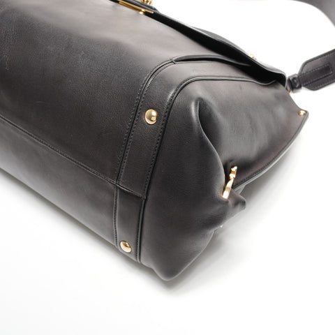 Salvatore Ferragamo Gancini leather Handbag black WS25551