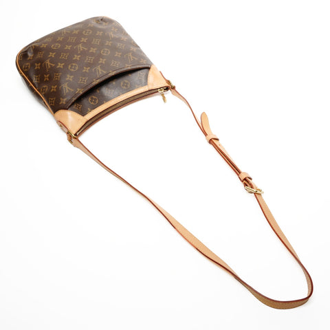 LOUIS VUITTON 2014 Odeon PM Monogram Shoulder Bag Brown WS25570