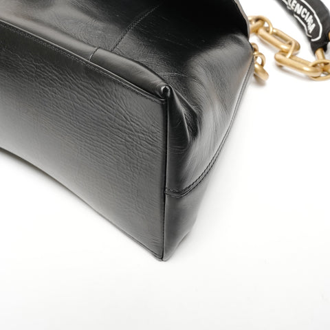 BALENCIAGA Balenciaga Medium Downtown Leather Shoulder Bag black WS25593