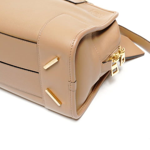 LOEWE 2way Amazona 28 Handbag beige WS25598