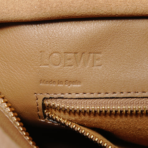 LOEWE 2way Amazona 28 Handbag beige WS25598