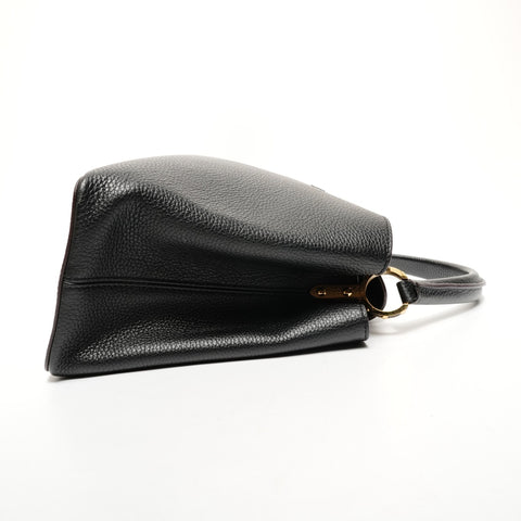 LOUIS VUITTON Capucines MM Taurillon Clemence Leather 2015 Handbag black WS25634