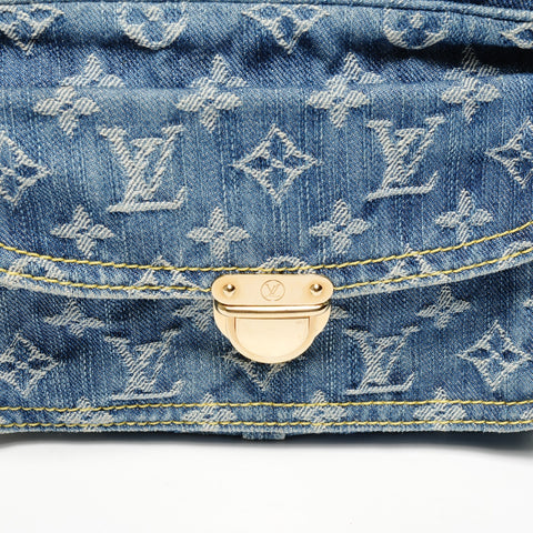LOUIS VUITTON Denim Monogram Bum Bag, 2007 Waist bag blue WS25638