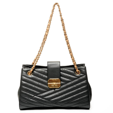 CHANEL 15th Series 2011 Lambskin Gabriel Accordion Chain Shoulder Bag black WS25647