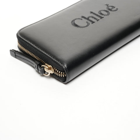 Chloe Leather Round Zip Logo Purse black WS25667