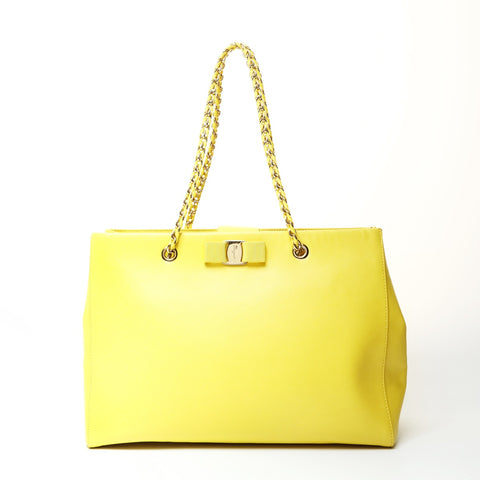 Salvatore Ferragamo Leather Vara Chain Shoulder Shoulder Bag yellow WS25715