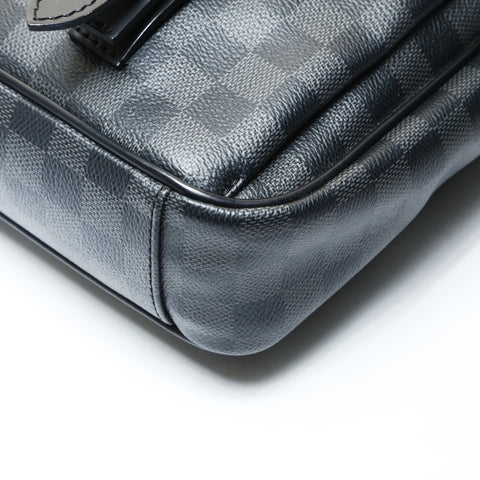 LOUIS VUITTON 2015 Damier Graphite Christopher Messenger Shoulder Bag black WS25725