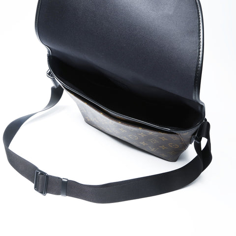 LOUIS VUITTON Monogram Macassar Magnetic Messenger Bag M45557 Shoulder Bag Brown WS25733