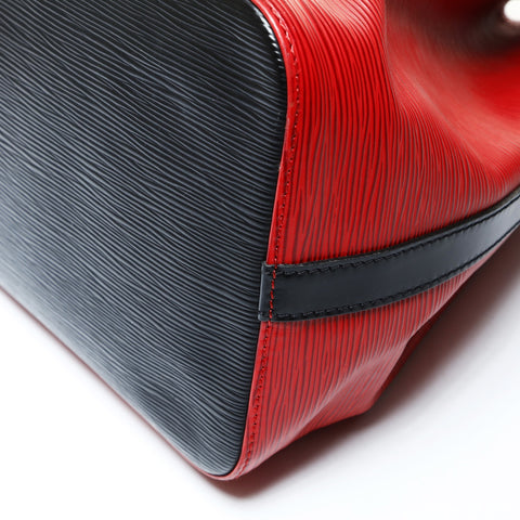 LOUIS VUITTON 1994 Epi Petit Noe Black Shoulder Bag Red WS25755