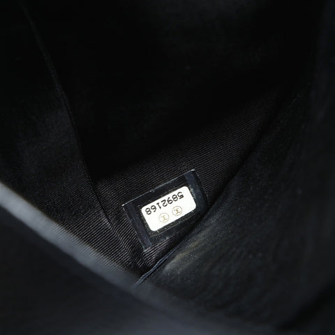 CHANEL No. 5 COCO Mark 鱼子酱皮肤钱包 黑色 WS25763