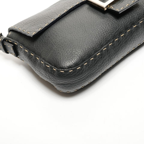 FENDI Leather Selleria Mamma Bucket One Belt Shoulder Bag black WS25804