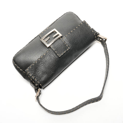 FENDI Leather Selleria Mamma Bucket One Belt Shoulder Bag black WS25804