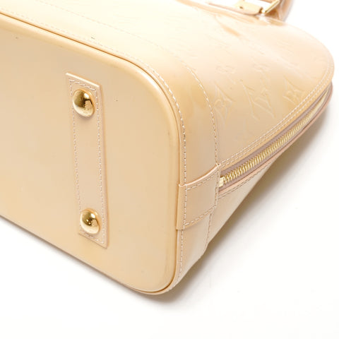 LOUIS VUITTON Alma PM Monogramm Vernis Handtasche beige WS25806