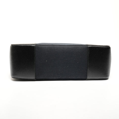 GUCCI G logo canvas Handbag black WS25822