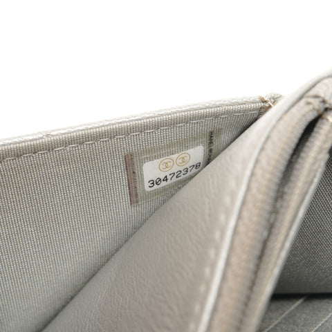 CHANEL 30s 2020-2021 CHANEL 19 Chain Wallet Matelasse Lambskin Shoulder Bag Silver WS25846