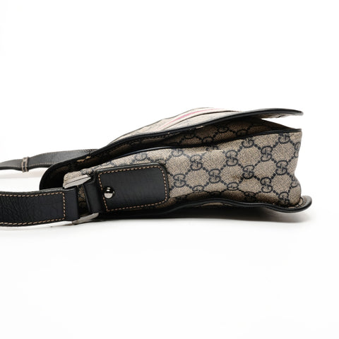 GUCCI GG Supreme surface deterioration and peeling Shoulder Bag Navy WS25858
