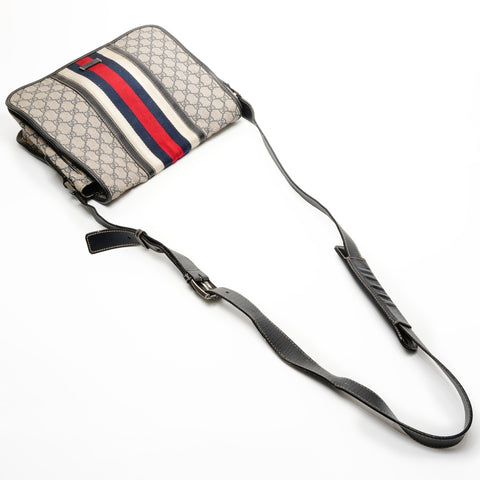GUCCI GG Supreme surface deterioration and peeling Shoulder Bag Navy WS25858