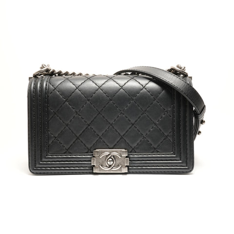CHANEL Boy Chanel 25 Lambskin Silver Metal Gunmetal 18 series 2013-2014 Shoulder Bag black WS25907