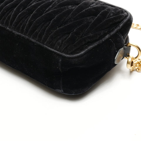 Miu Miu Velour Matelasse Chain Camera Bag Umhängetasche schwarz WS25926