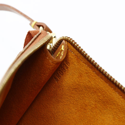 LOUIS VUITTON 1996 Accessoires M5294H Pochette Handbag Brown WS25954