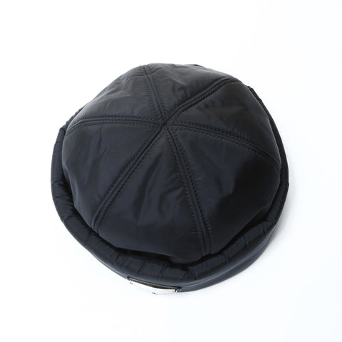 PRADA Re-Nylon XL 加垫无檐小便帽渔夫帽，带三角形徽标 2HC168 帽子黑色 WS25966