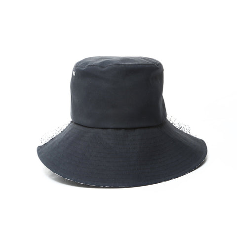 Christian Dior 95TDD924G130 58 Teddy-D 宽檐鲍勃帽带面纱帽子黑色 WS25971