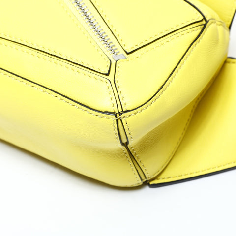 LOEWE Puzzle Bumbag Mini Classic Calfskin Belt Bag Shoulder Bag yellow WS26051
